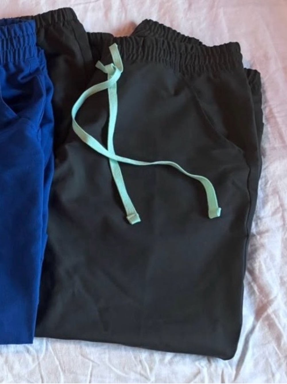 garde malade scrub pants
